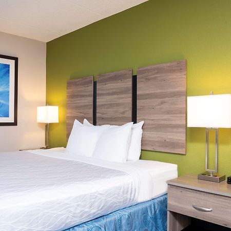 Best Western Dutch Valley Inn New Philadelphia Extérieur photo