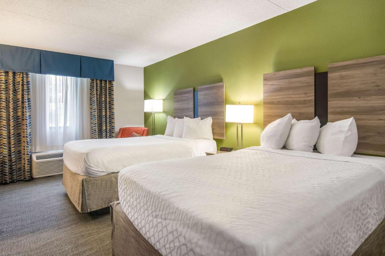 Best Western Dutch Valley Inn New Philadelphia Extérieur photo